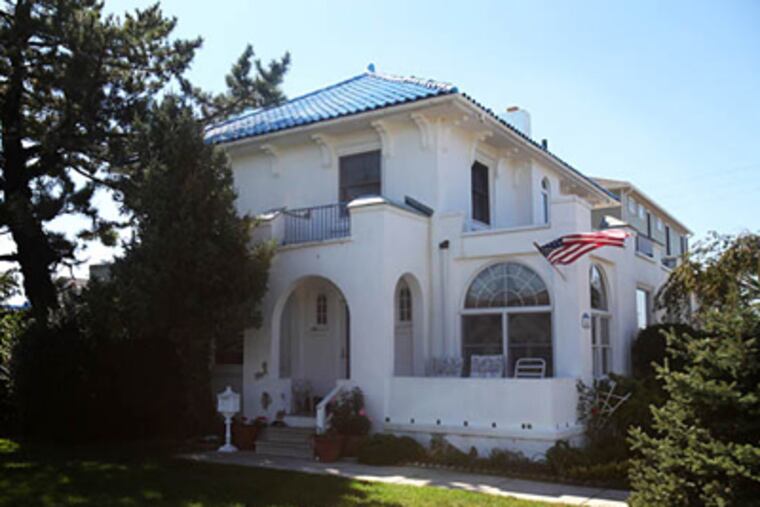 Joe and Jean D'Adamo spent five years restoring the Brigantine home to it's original style of the '1920s. ( Juliette Lynch / Photographer )