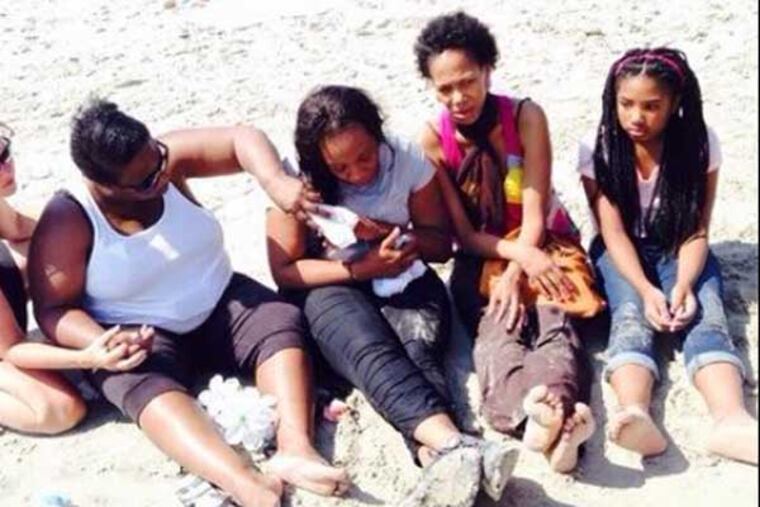 Tasha Hammond, mother of 14 year old Corinthian boy who went missing in ocean city surf, is holding a vigil for her son. (Photo: Amy Rosenberg / Staff)