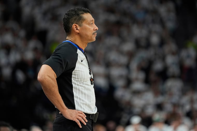 Referee Bill Kennedy suffered an injury during the Sixers' game against the Orlando Magic.