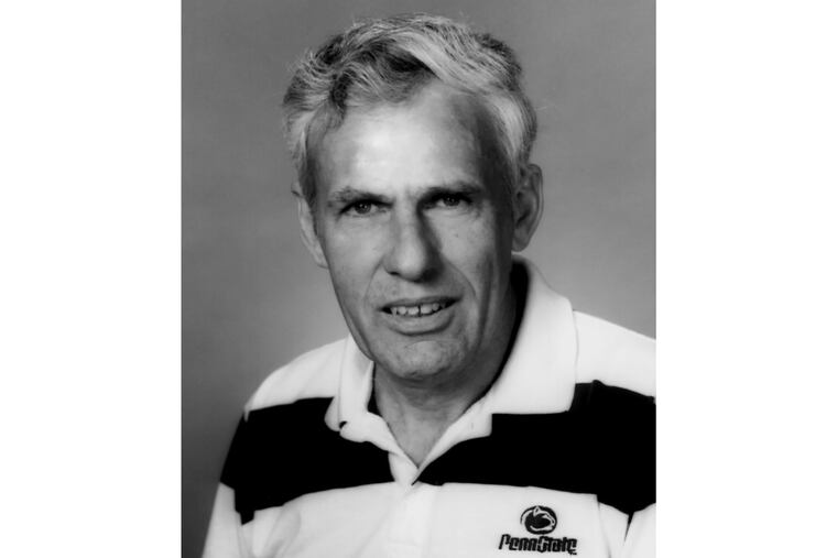 Harry Groves, longtime Penn State track and cross-country coach, has died.