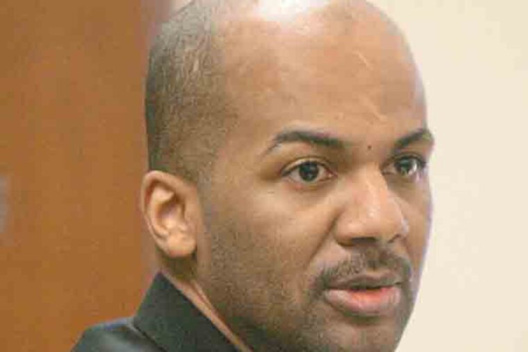 Defendant Troy Whye is representing himself in the murder trial that started today. Whye is accussed of murdering Rutgers/Camden student Krystal Skinner. ( Charles Fox / Staff Photographer ) JWHYE04P, 11/03/2010, TRILA OF TROY WHYE, SUPERIOR COURT OF NEW JERSEY, CAMDEN, NJ
