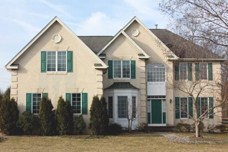 9 Robin Circle, Princeton Junction, NJ