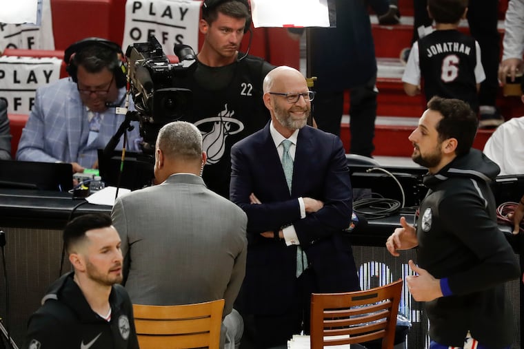 Marc Zumoff, shown here before a 2018 playoff game, was the Sixers' play-by-play announcer for 27 years before retiring last week.