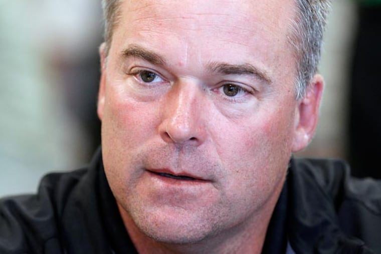 Eagles defensive coordinator Bill Davis meets with the media at the NovaCare Complex in South Philadelphia on Thursday, May 23, 2013. (Yong Kim/Staff Photographer)