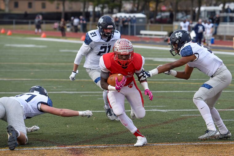St. Joseph's Jada Byers scores touchdown in last year's NP 2 state final vs. Mater Dei.