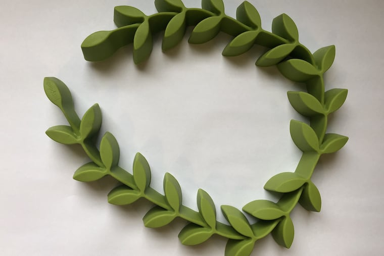 A roasting laurel from Sur La Table.