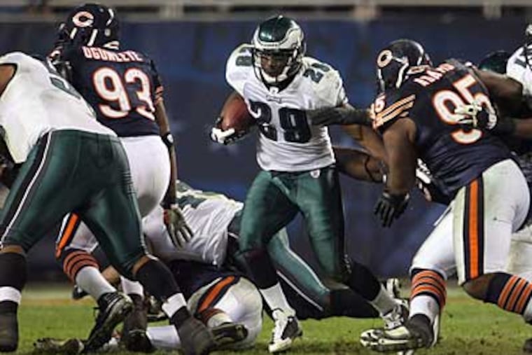 LeSean McCoy has been a pivotal part of the Eagles' offense in the absence of Brian Westbrook. (Yong Kim / Staff Photographer)