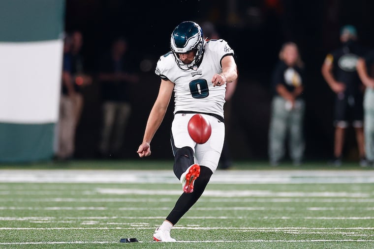 Eagles punter Arryn Siposs had three kicks inside the 20 in his debut on Sunday.