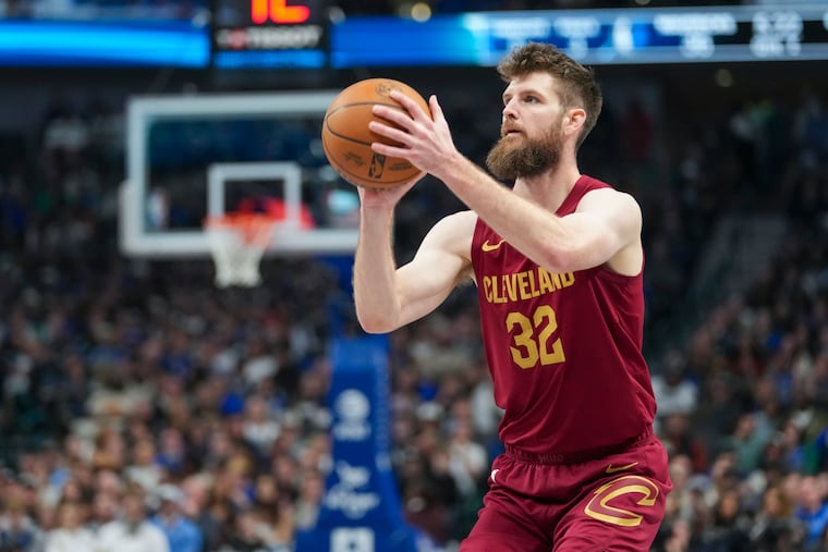 Dean Wade averaged 5.8 points, 4.2 rebounds, and 1.5 assists in 22.3 minutes across 59 games.