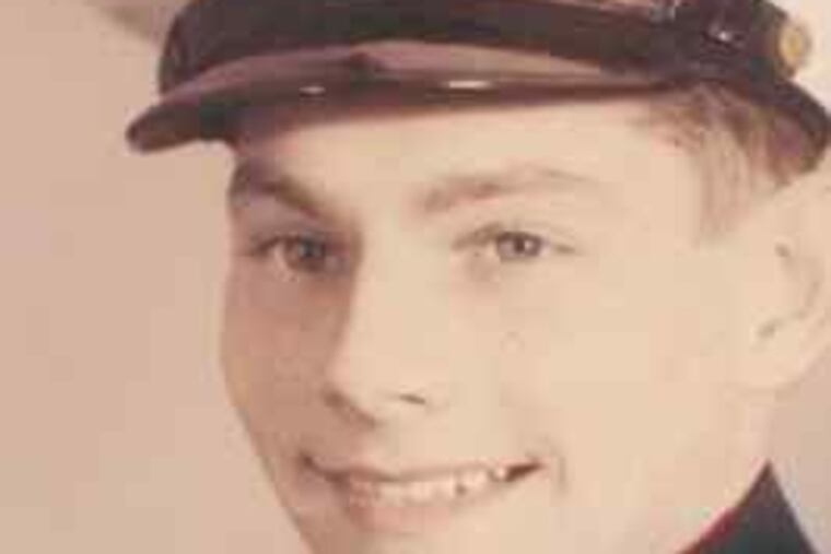 Donald W. Leavitt Sr., 81 . As a Marine, at right, he served ona polar expedition and fought in Korea at Inchon and Chosin.