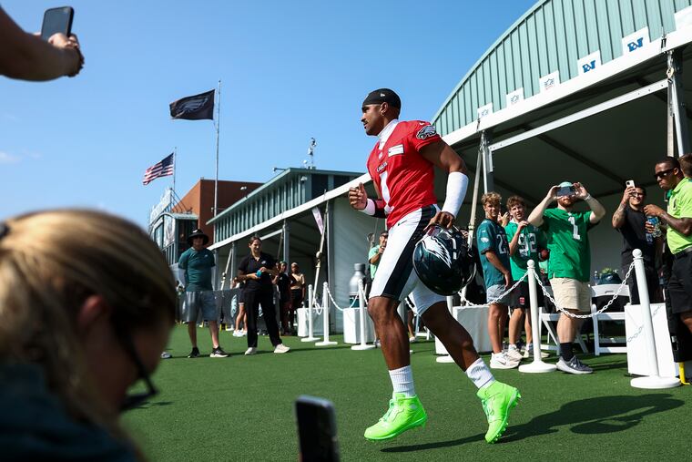Philadelphia Eagles quarterback Jalen Hurts takes the field.