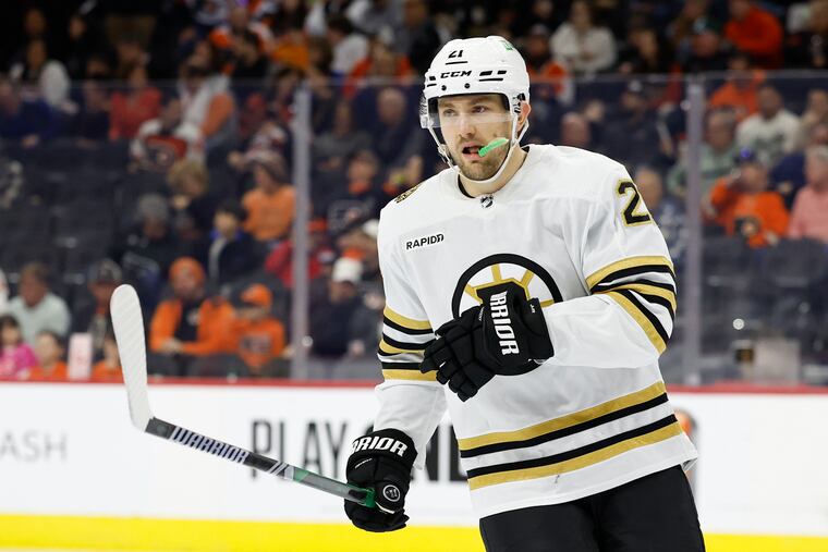 Boston Bruins left winger James van Riemsdyk on the ice against the Flyers on Jan. 27.