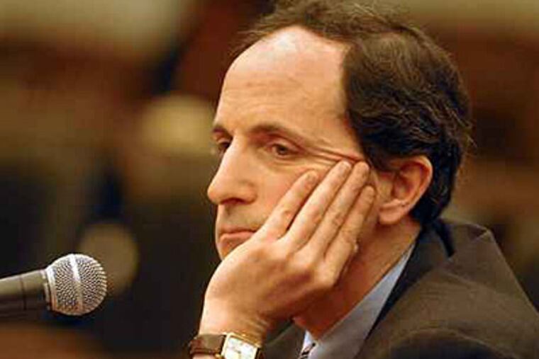 City Finance Director Rob Dubow testifies before a City Council commitee Dec. 9. Council yesterday approved legislation that abolished the BRT. ( Tom Gralish / Staff Photographer )