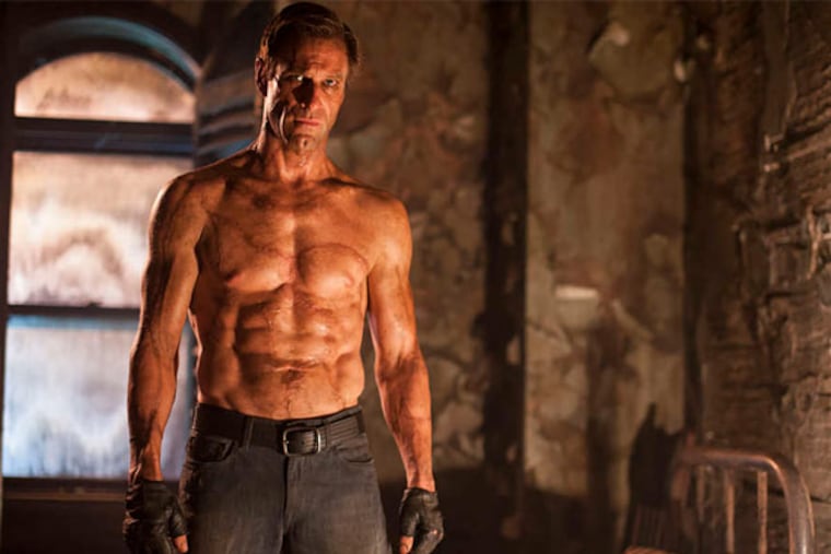 Aaron Eckhart, whose career is long and various but who isn't a top-tier star, gives the Frankenstein monster a new twist, 200 years in the future, in "I, Frankenstein."