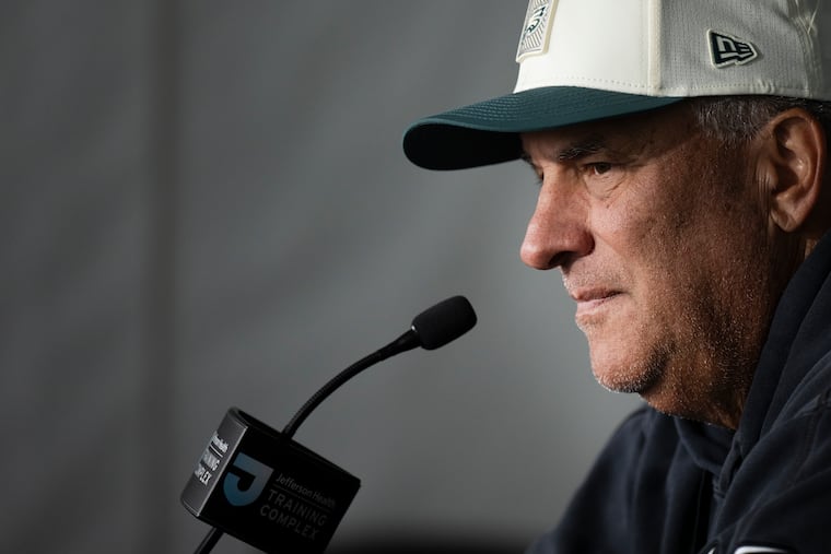 Eagles defensive coordinator Vic Fangio offered a bit of clarity Wednesday on a couple of positions.