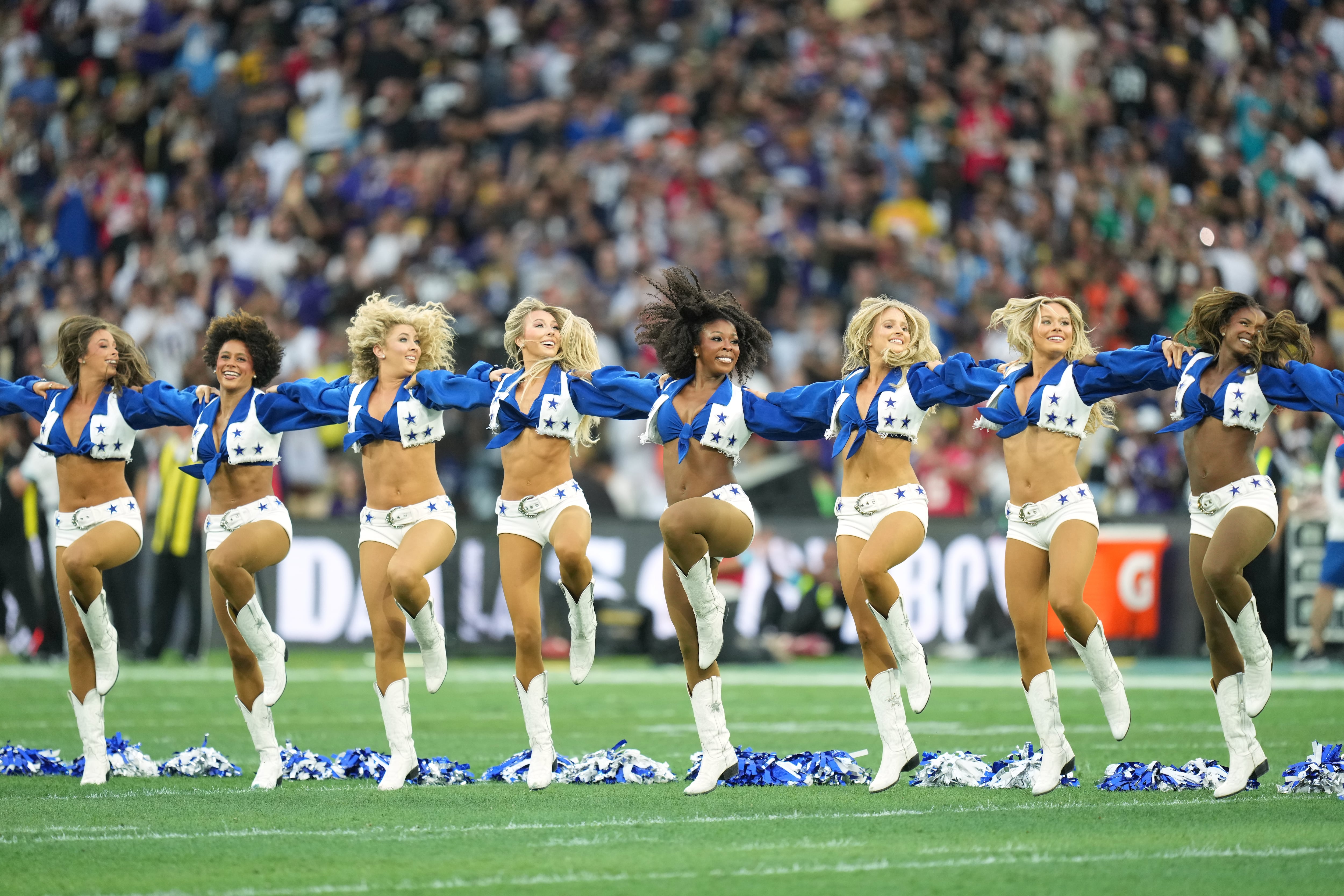 Dallas Cowboys cheerleaders unionize after years of fighting for higher pay