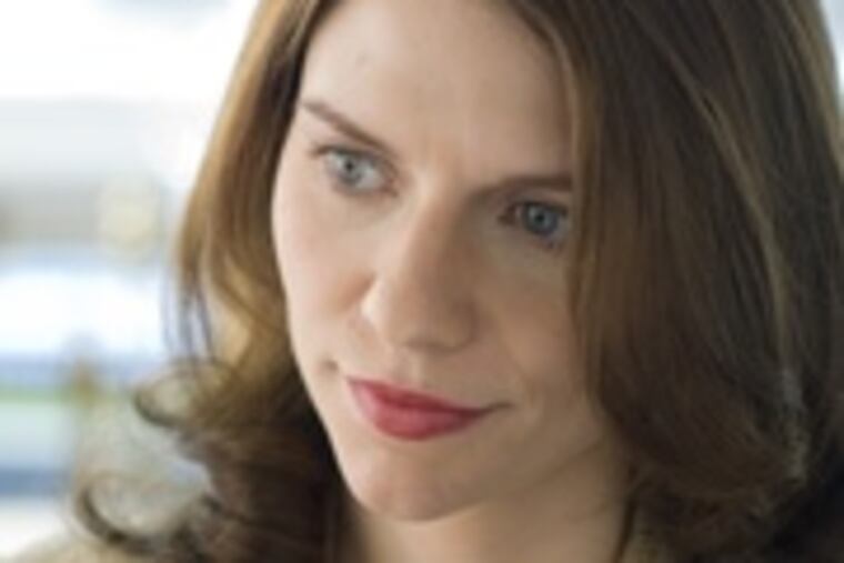 In "Evening," Claire Danes plays a woman in her youth whom Vanessa Redgrave plays as she is dying. Danes sought out the venerable actress to chat about character development.