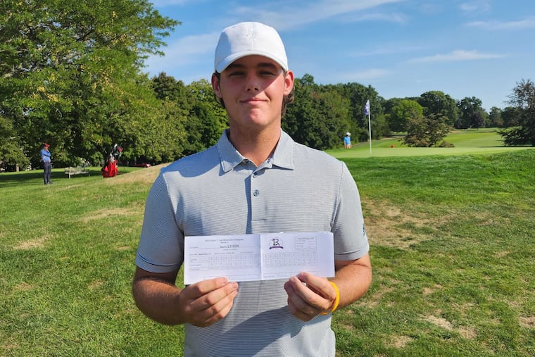 La Salle freshman Kevin Lydon made history in his first college tournament, shooting a 61 in the first round of the Ryan T. Lee Memorial Collegiate tournament.
