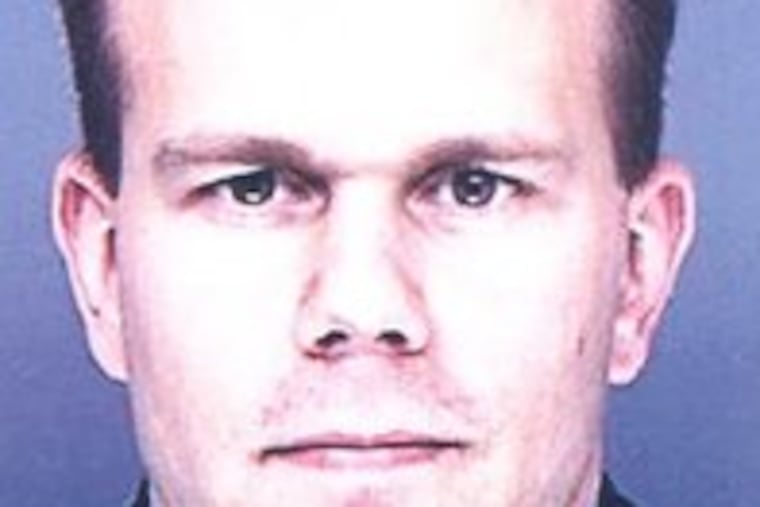 Thomas Gitto, a Phila. police officer charged with sex crimes.