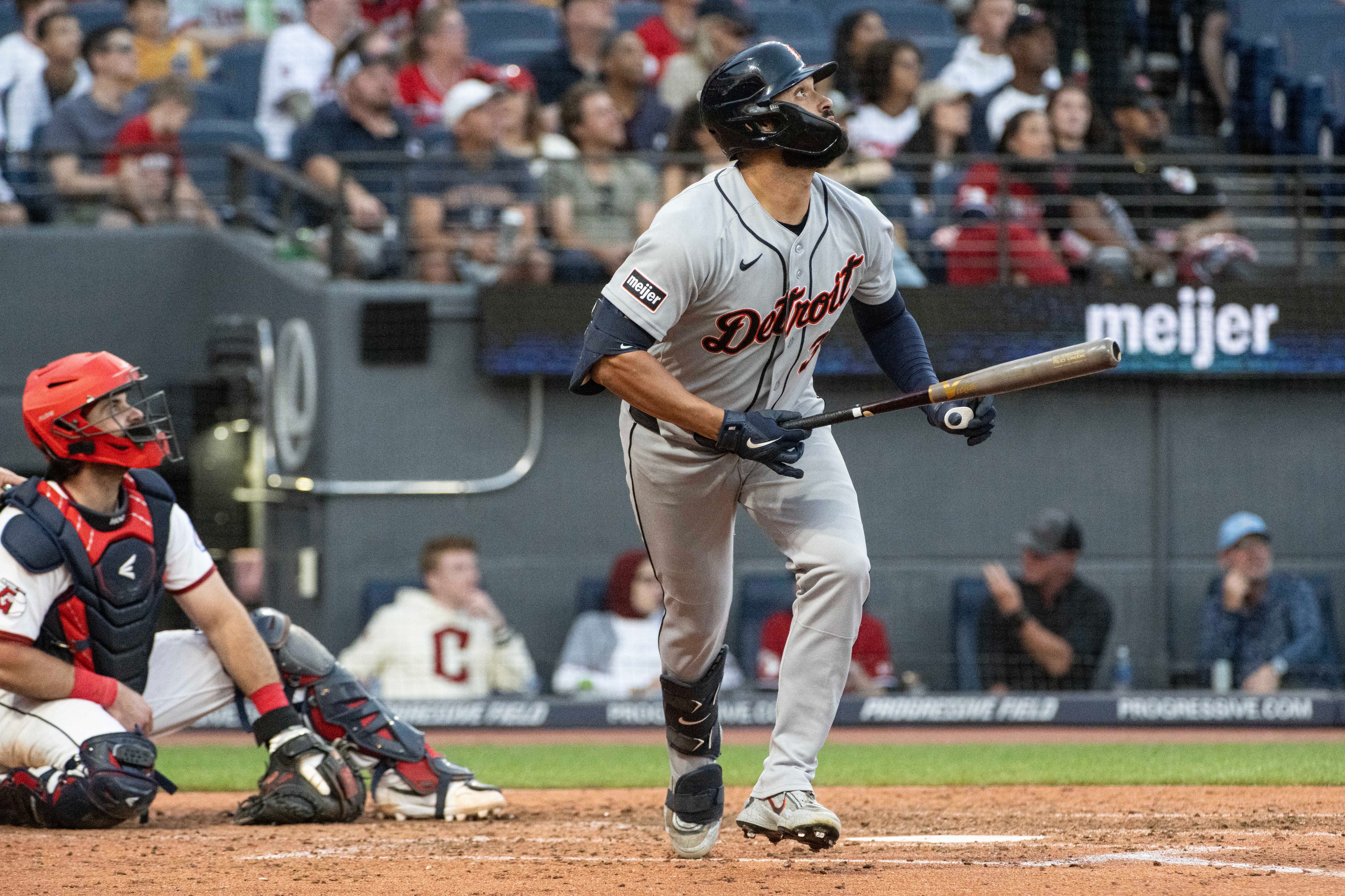 Riley Greene homers twice, drives in 4 runs in the Tigers' 6-0 win over the Guardians
