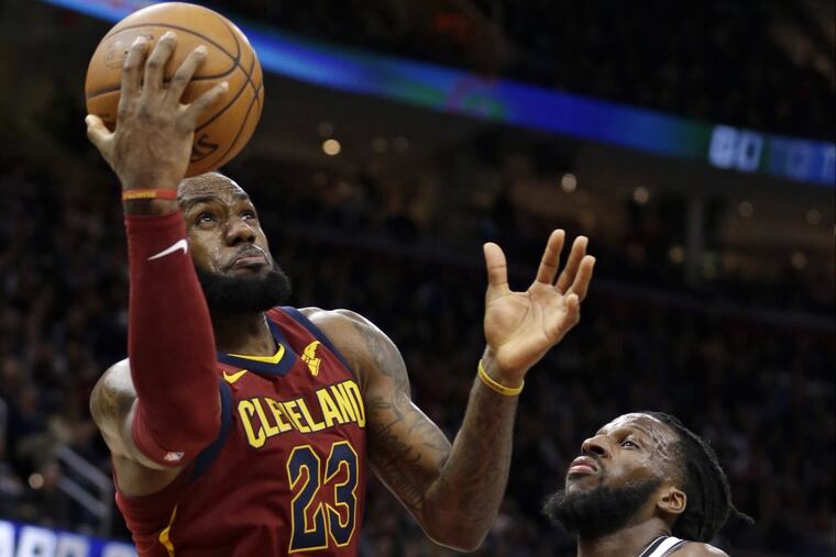 LeBron James (23) singled out Carson Wentz among his favorite NFL players to watch.