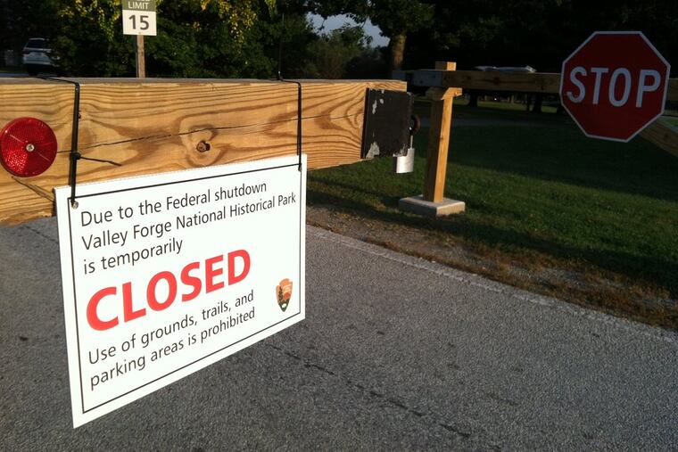 Sign at front gate of Valley Forge National Park lets visitors know the park is closed. (Mari A. Schaefer/Staff)