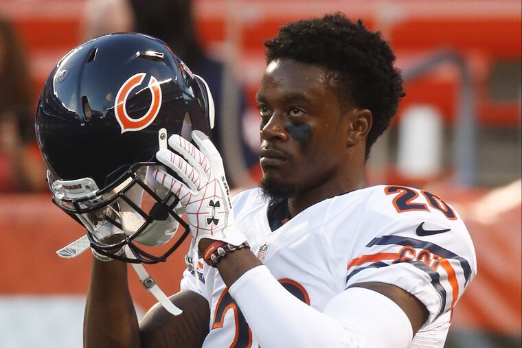 Defensive back De'Vante Bausby, shown before a Bears preseason game in September 2016, has impressed Eagles defensive coordinator Jim Schwartz.