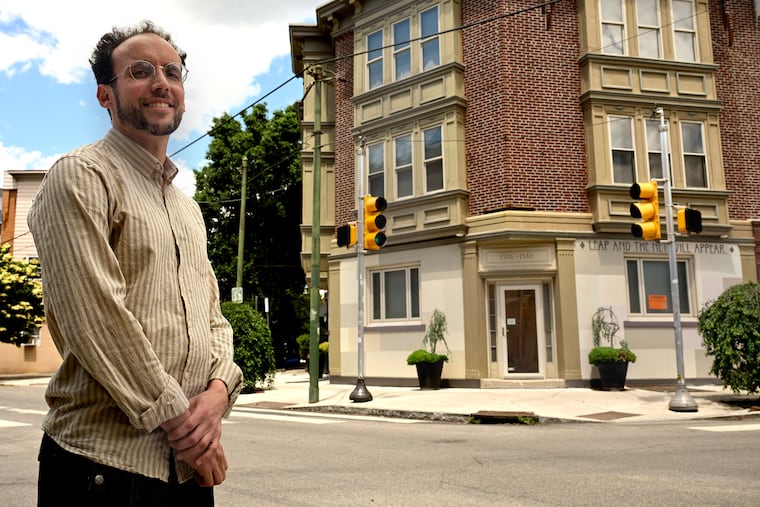 Daniel Solway of the Santé roaming dinner-party series outside his new venue at Passyunk Avenue and Tasker Street.