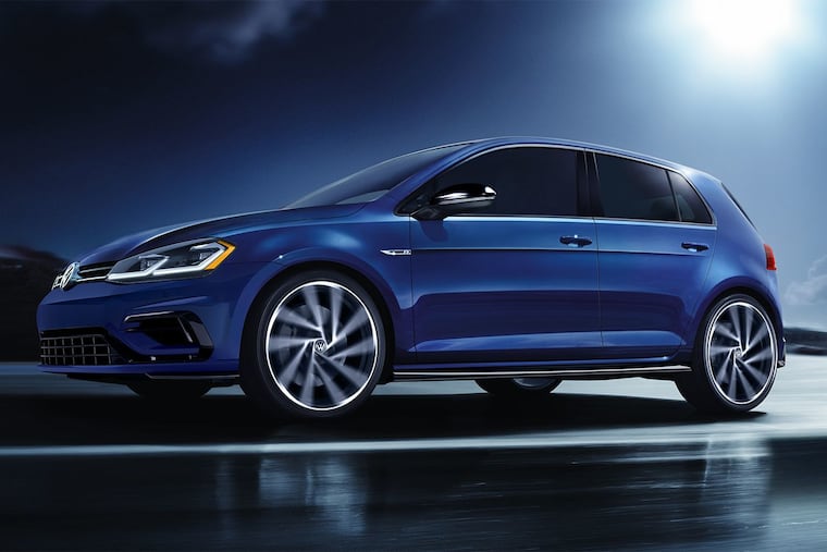 The 2019 Volkswagen Golf R 2.0 doesn't change much from previous years, but why mess with success?