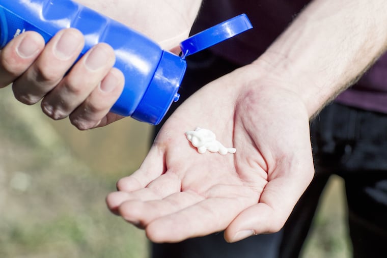TikTok tradwife Nara Smith made her own DIY sunscreen from scratch. Experts say it's concerning.