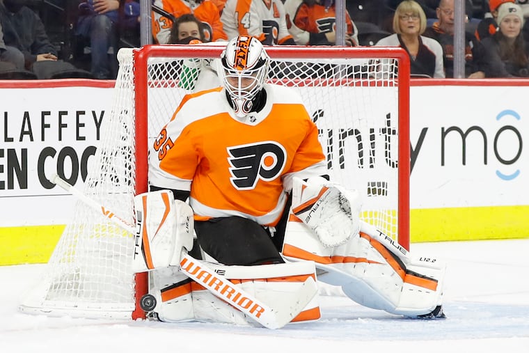 Flyers goaltender Martin Jones stops the puck against the Colorado Avalanche on Monday, December 6, 2021 in Philadelphia.
