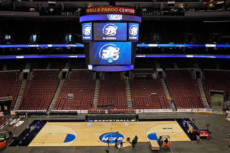 Larry Platt: I find myself feeling complicit in perpetrating the fraud that is the NCAA and the sham that is the notion of “amateur athletics.” ( ALEJANDRO A. ALVAREZ / STAFF PHOTOGRAPHER )