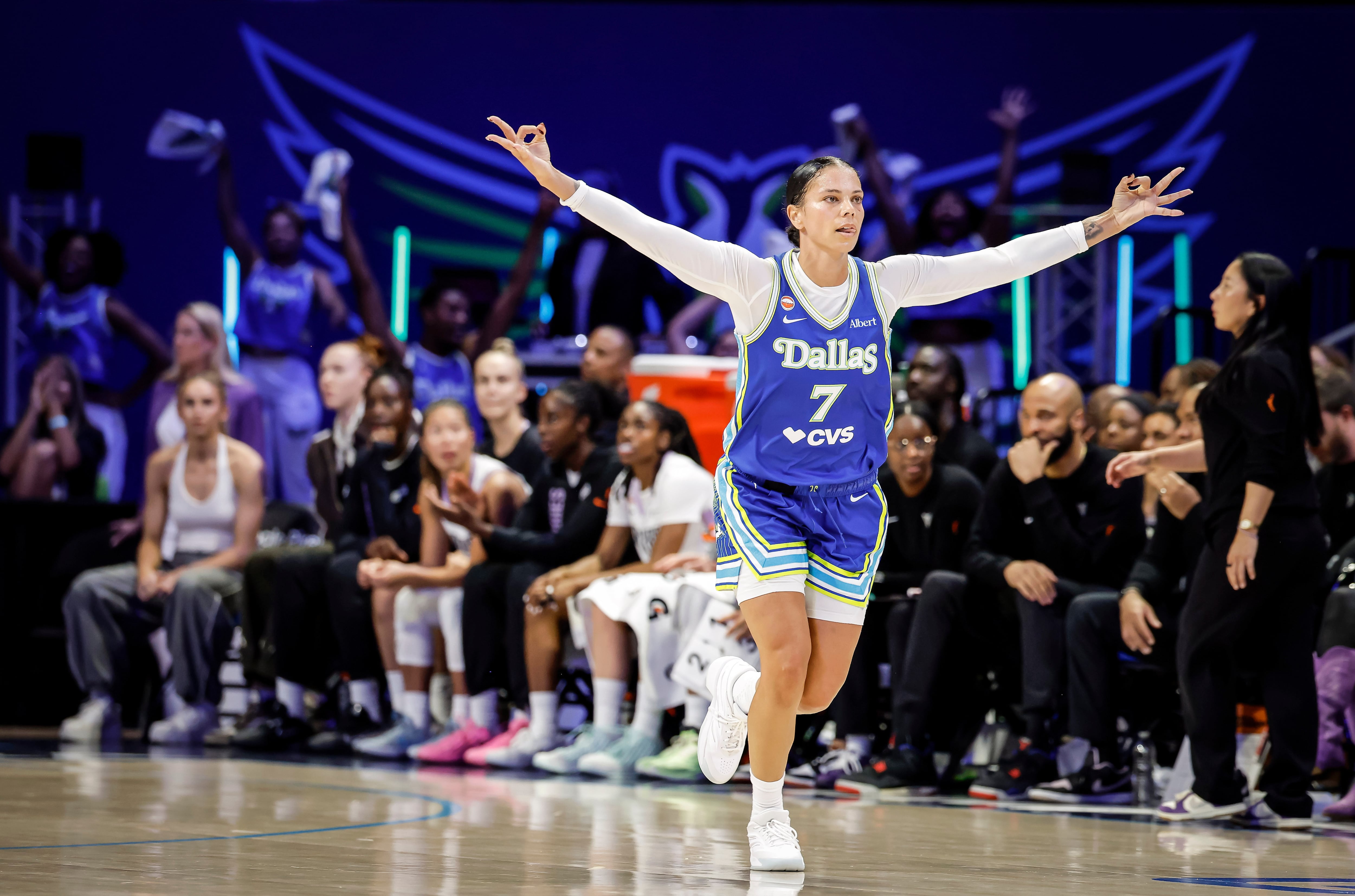 Ogunbowale scores WNBA playoff-record 45 as Wings win in OT to force deciding game with Valkyries
