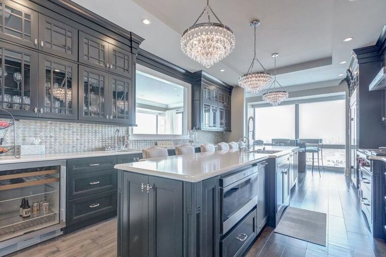 Former Phillies slugger Ryan Howard is selling his luxurious Rittenhouse Square condo for $6.495 million.