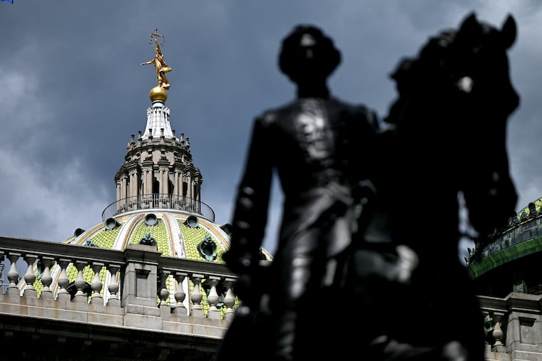 Lawmakers at the state Capitol agreed to a budget featuring millions of dollars in additional education funding, but no sustainable revenue sources for mass transit.