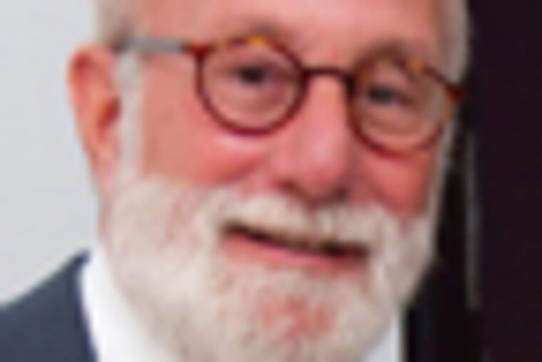 PHOTO CROPPED TO ONLY SHOW JEFFREY PERELMAN.
Photo credit: Mark Garvin