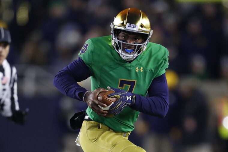 Quarterback Brandon Wimbush and the Fighting Irish will play in Yankee Stadium on Saturday.