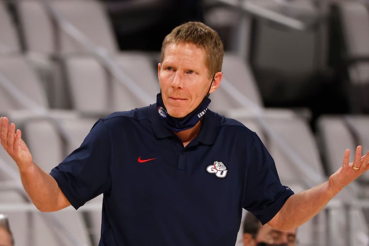 Coach Mark Few and the Gonzaga Bulldogs are 26-0 heading into this year's NCAA Tournament.