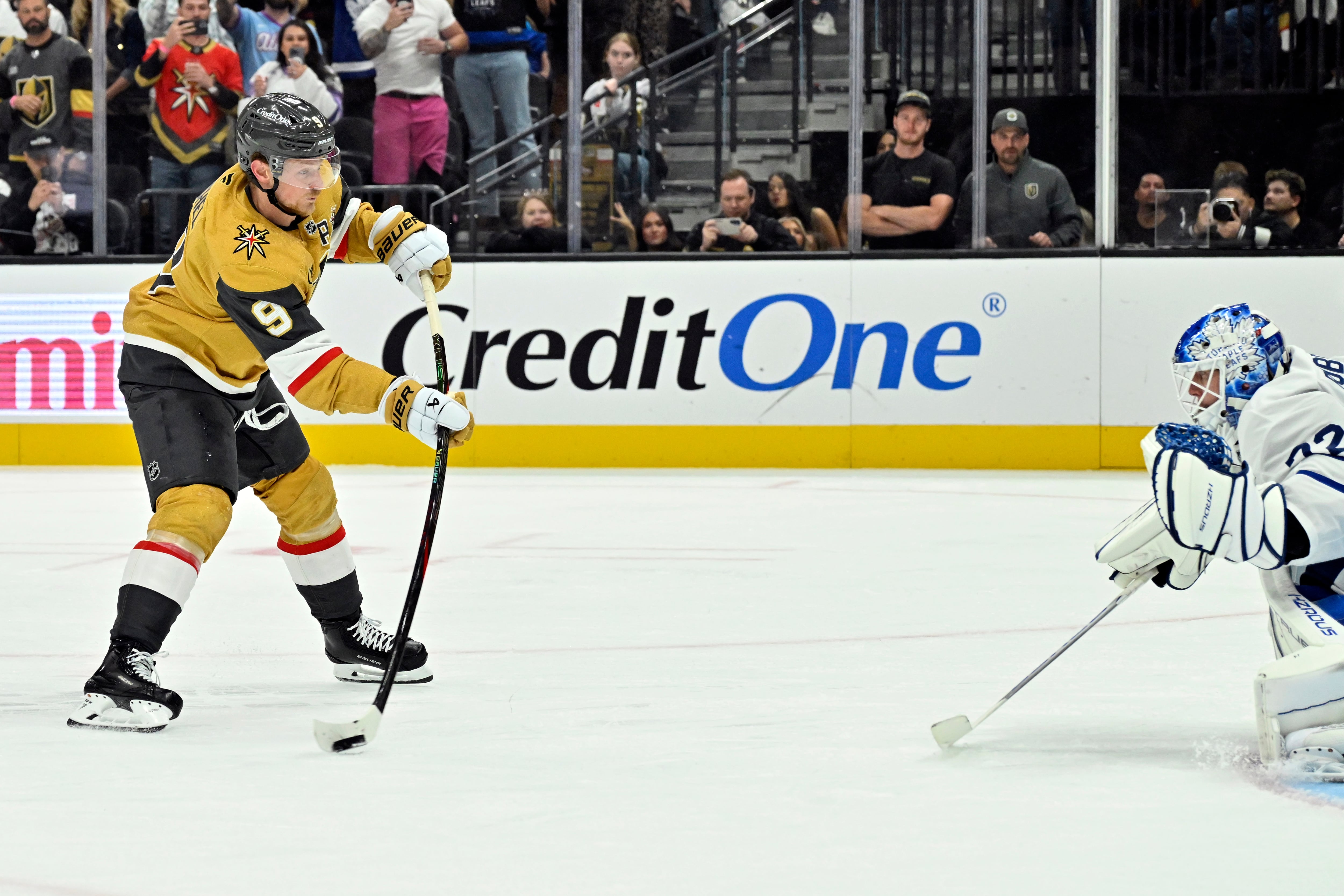 Connelly's SO goal lifts Golden Knights past Maple Leafs 4-3 after rallying from a 3-goal deficit