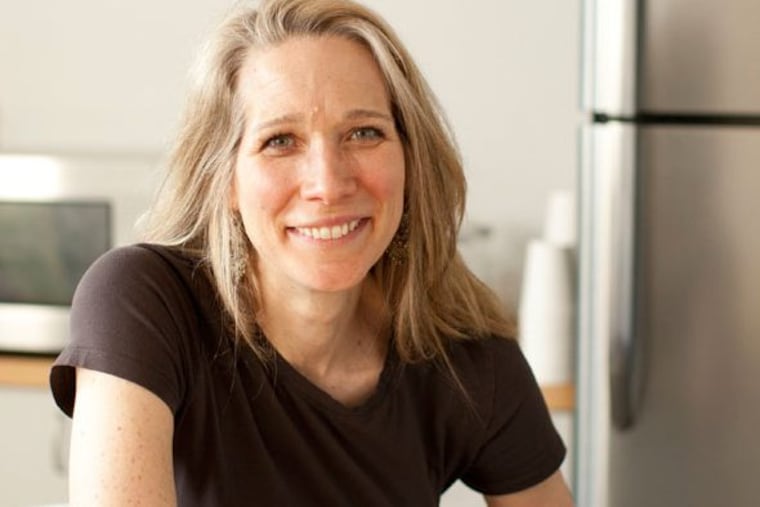 Lucinda Duncalfe is stepping down as CEO of Monetate, one of Philadelphias more successful smartphone-era software companies. She is moving her family home to Brooklyn and making way for Stephen Collins, the new CEO. Duncalfe remains on the Monetate board.