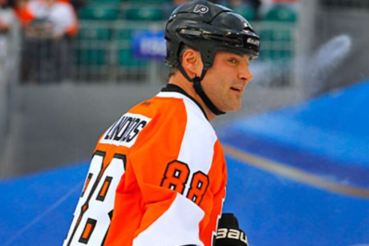 "It was just great to get back out there," Eric Lindros said after Thursday's skate. (Tom Mihalek/AP file photo)