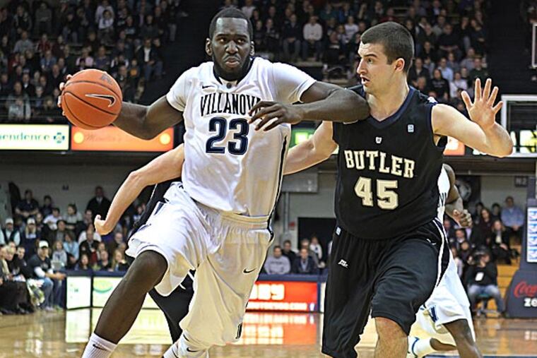 Villanova's Daniel Ochefu. (Michael Bryant/Staff Photographer)