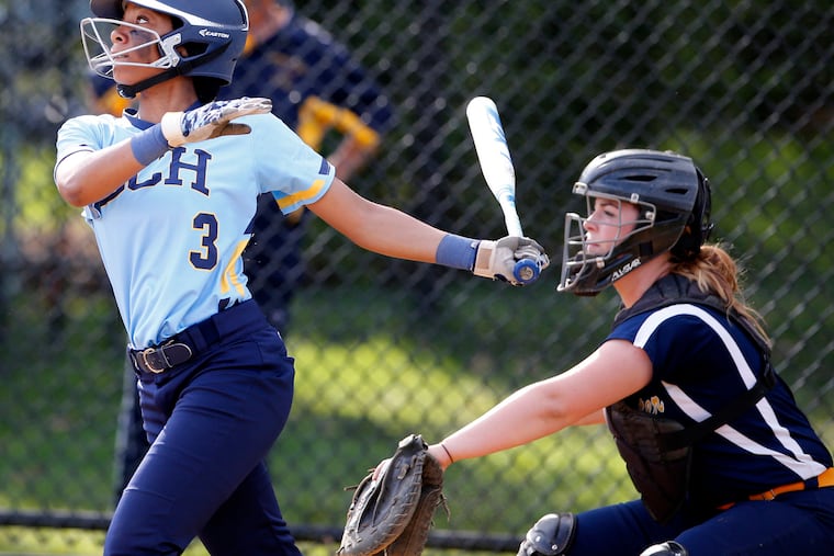 Mo'ne Davis hit a home run for Springside Chestnut Hill Academy against Baldwin on Friday.