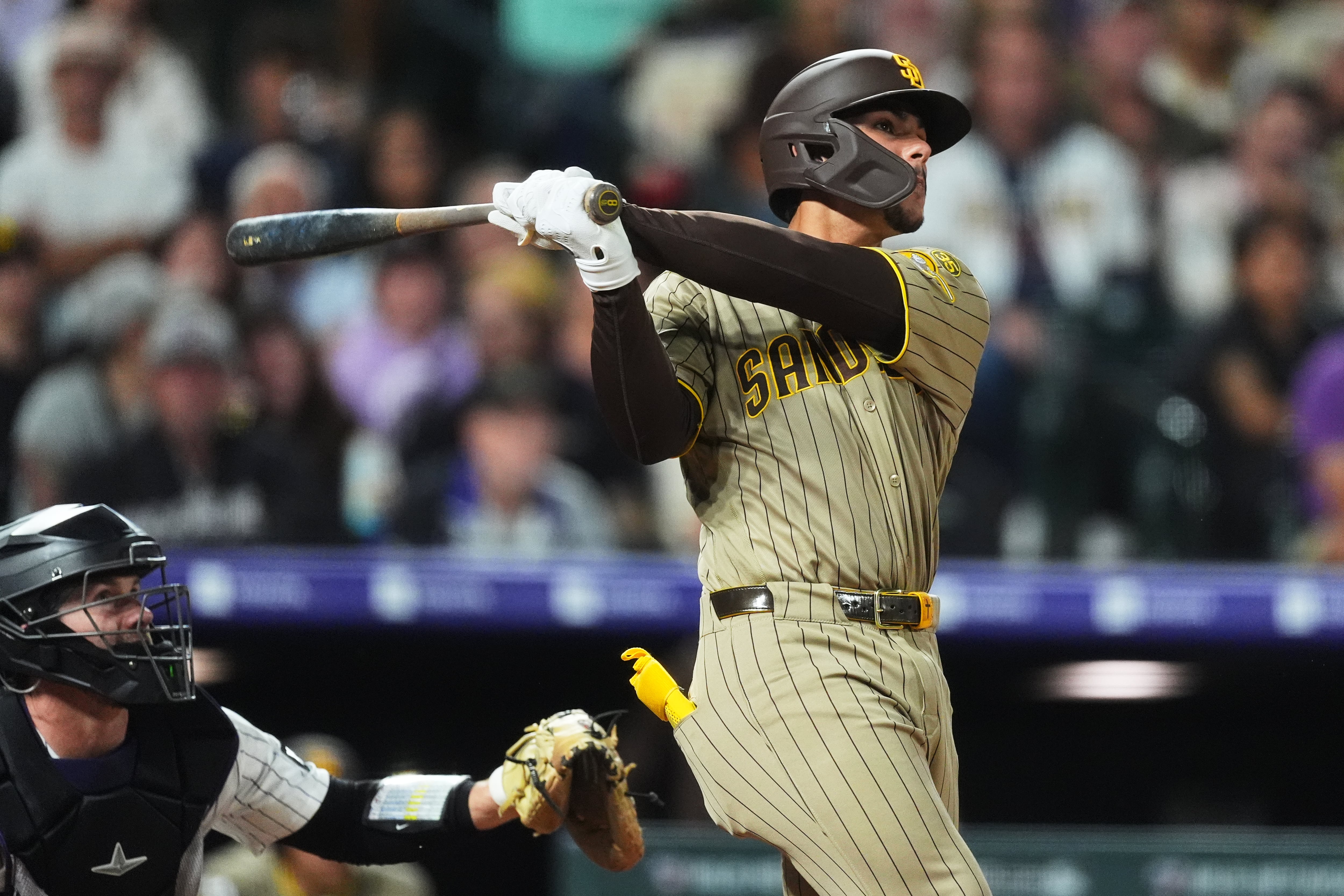 Ethan Salas becomes youngest catcher with a multi-homer game as Padres beat Rockies 9-3