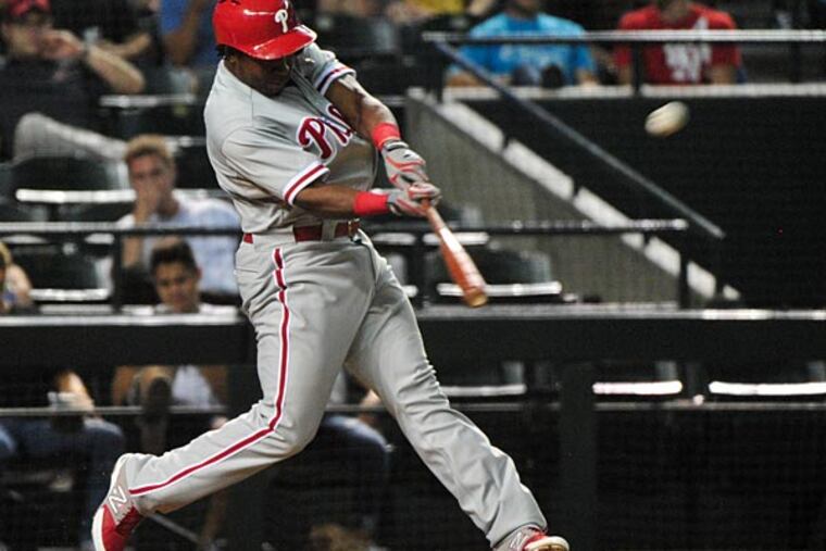 Philadelphia Phillies third baseman Maikel Franco (7) hits a solo home run in the sixth inning against the Arizona Diamondbacks at Chase Field. (Matt Kartozian/USA Today)