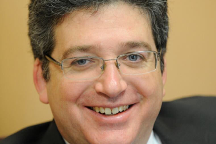 James Babb, who says he is “just a regular dad,” has become a
media darling — even though the Eagleville man has never himself undergone a full-body scan or a pat-down. (Clem Murray / Staff)