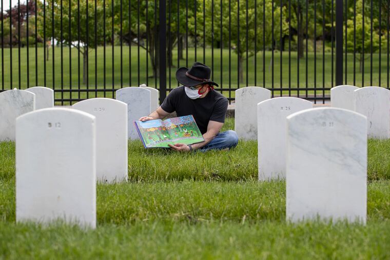 Maj. Steven Brewer sat by the graves on Saturday like a teacher reading a children’s story. The students were arranged in straight lines as if still seated at the school desks they occupied over a century ago on the same grounds, now a cemetery of the Carlisle Indian Industrial School at the Army War College.
