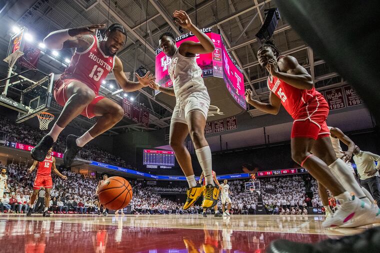 Houston was among the top 4 teams tabbed for No. 1 seeds after the NCAA released its Top 16 teams ahead of March Madness.
