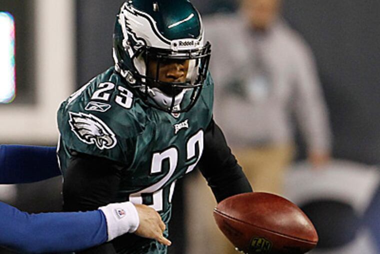 Dimitri Patterson has played well while filling in for Ellis Hobbs. Now the job seems to be his to lose. (Ron Cortes/Staff Photographer)