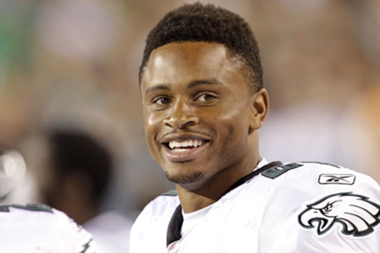 Eagles cornerback Nnamdi Asomugha is well-known for his charitable work. (David Maialetti / Staff Photographer)